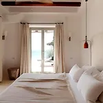 Guest For 12 Persons In Mykonos Mykonos Town